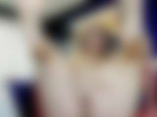 Live cam show with firebirdMIA - Fuck on Camsoda