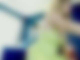 firebirdMIA MILF webcam performer live streaming