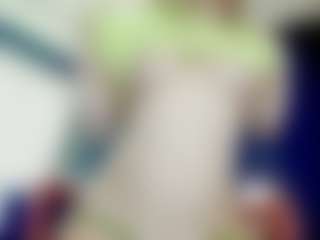 firebirdMIA MILF webcam performer live streaming