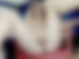 Live cam show with firebirdMIA - Average on Porn Luv