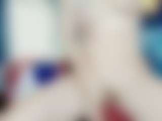 Live cam show with firebirdMIA - Average on Milf Play