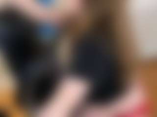 Live cam show with luluvaladon - HD on Camsoda