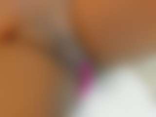 Live cam show with Angel Avni - Body Massage on Big Tits