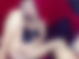 Live cam show with LauraCrystall - Cowgirl on Free Soda