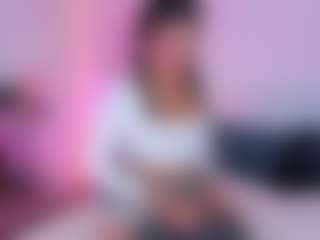 Live cam show with Amy - Brown Hair on TeamSkeetLive