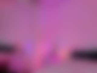 Live cam show with Amy - Brown Hair Teen (18+) on Camming Site