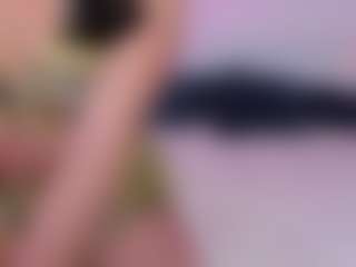 Live cam show with Amy - Sexy on Gym Cam Girls