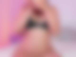 Live cam show with Amy - Sexwebcam Brown Hair on TeamSkeetLive