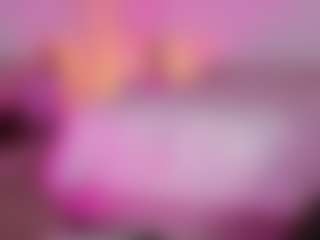 Live cam show with Amy - Petite on Milfs Live