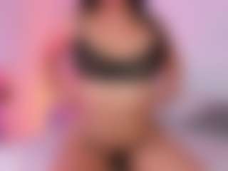 Live cam show with Amy - Shaved Pussy Toys on Stripli.com