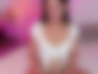 Live cam show with Amy - Strip Brown Hair on Camsoda