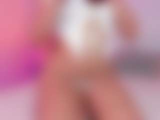 Live cam show with Amy - Fingering on CamClone