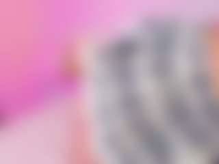 Live cam show with Amy - Shaved Pussy Teen (18+) on Camsoda