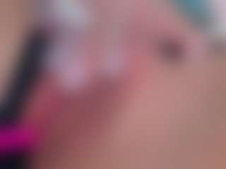 alicexalice's Live Sex Cam Show