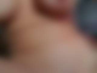 alicexalice's Live Sex Cam Show