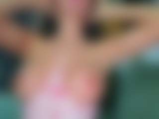 alicexalice's Live Sex Cam Show
