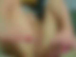 Live cam show with alicexalice - Brown Eyes Lovense on CamClone