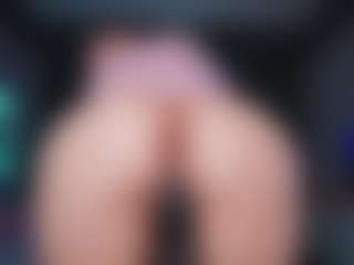 makotomai's Live Sex Cam Show