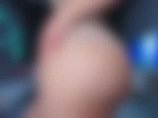 makotomai's Live Sex Cam Show