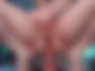 Live cam show with makotomai - Latina on Mixed Magazine Live