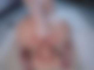 makotomai's Live Sex Cam Show