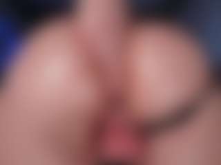Live cam show with makotomai - Roll on Camsoda