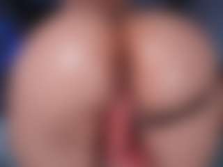makotomai's Live Sex Cam Show