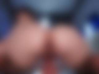 makotomai's Live Sex Cam Show