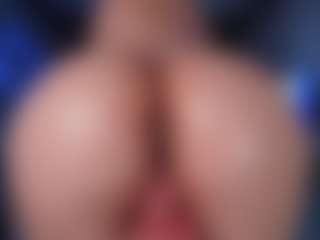 makotomai's Live Sex Cam Show