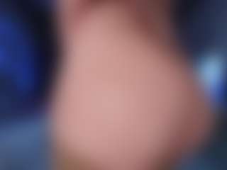 makotomai's Live Sex Cam Show