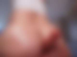 makotomai's Live Sex Cam Show
