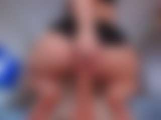makotomai's Live Sex Cam Show