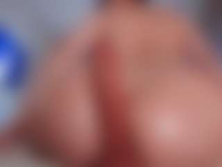 makotomai's Live Sex Cam Show