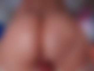 makotomai's Live Sex Cam Show