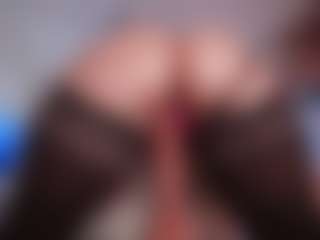 makotomai's Live Sex Cam Show