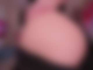 makotomai's Live Sex Cam Show