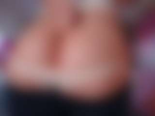 makotomai's Live Sex Cam Show