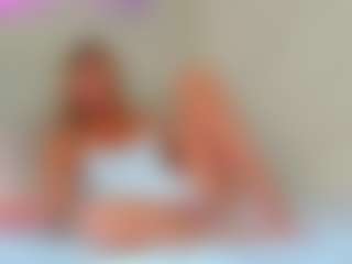 Live cam show with -Elisa- - Young Adult on Camiplay Live