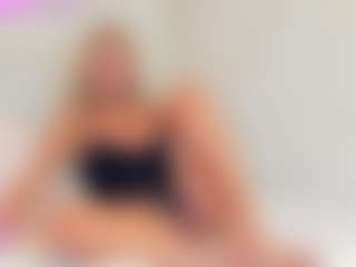 Live cam show with -Elisa- - Young Adult on Instabang