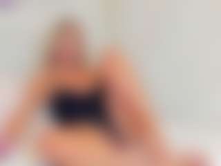 Live cam show with -Elisa- - Young Adult on sexytreat.net