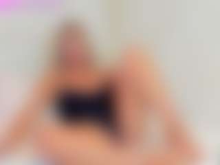 Live cam show with -Elisa- - Big Tits on camtv