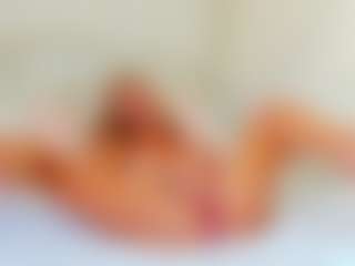 Live cam show with -Elisa- - Big Tits on sexytreat.net