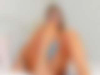 Live cam show with -Elisa- - Public on SinfulBabes