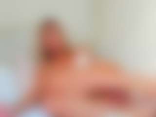 Live cam show with -Elisa- - Butt Plug on Nude Chat * 1 On 1 Webcam Sex * Live Cam Show