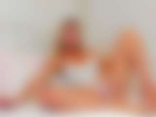 Live cam show with -Elisa- - Squirt on crypto-cams