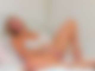 Live cam show with -Elisa- - BBW on Soda Cam