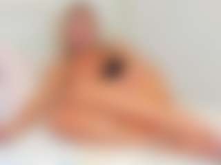 Live cam show with -Elisa- - Middle Aged on Milfs Live