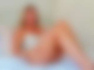 Live cam show with -Elisa- - Small Ass on Camsoda
