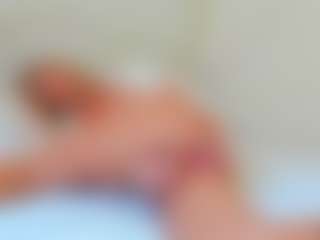 Live cam show with -Elisa- - Sexwebcam MILF on Mixed Magazine Live