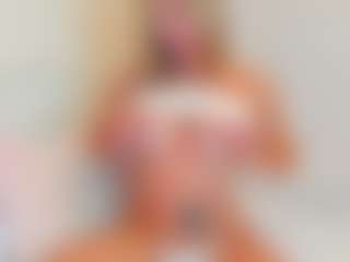 Live cam show with -Elisa- - Small Ass on TottyGirls